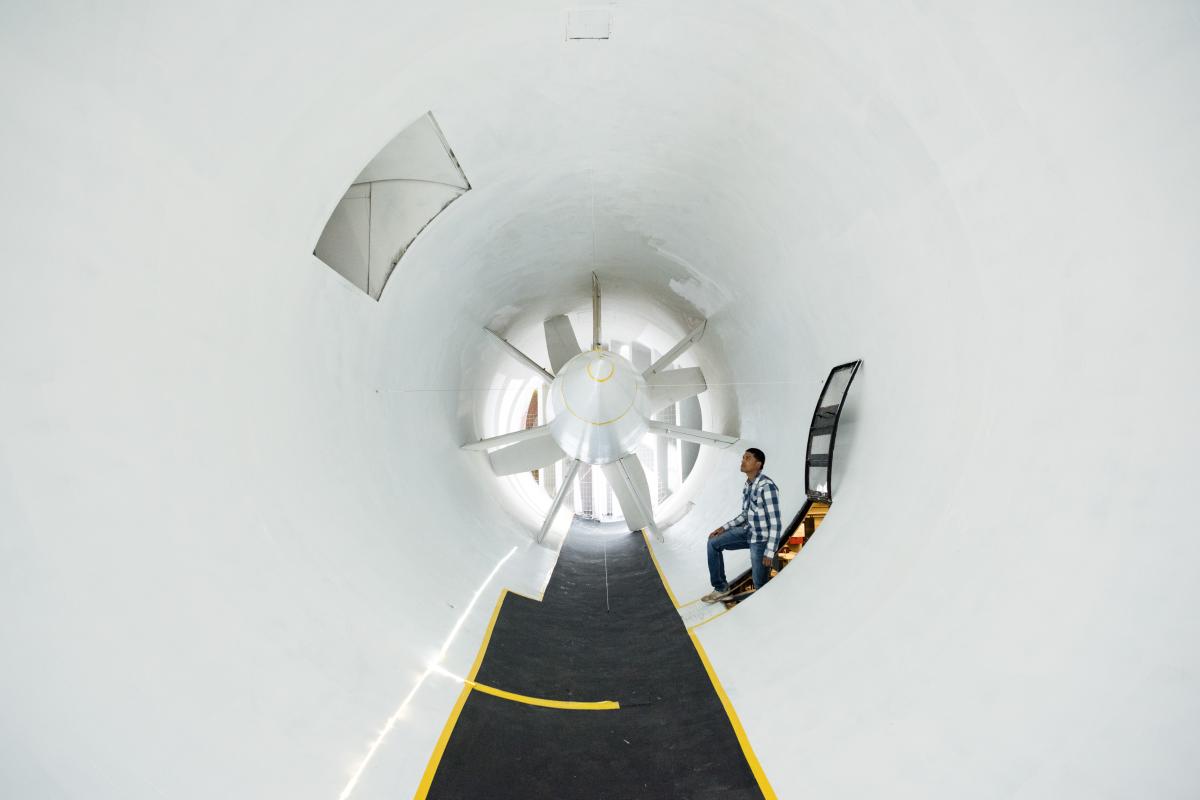 Wind tunnel